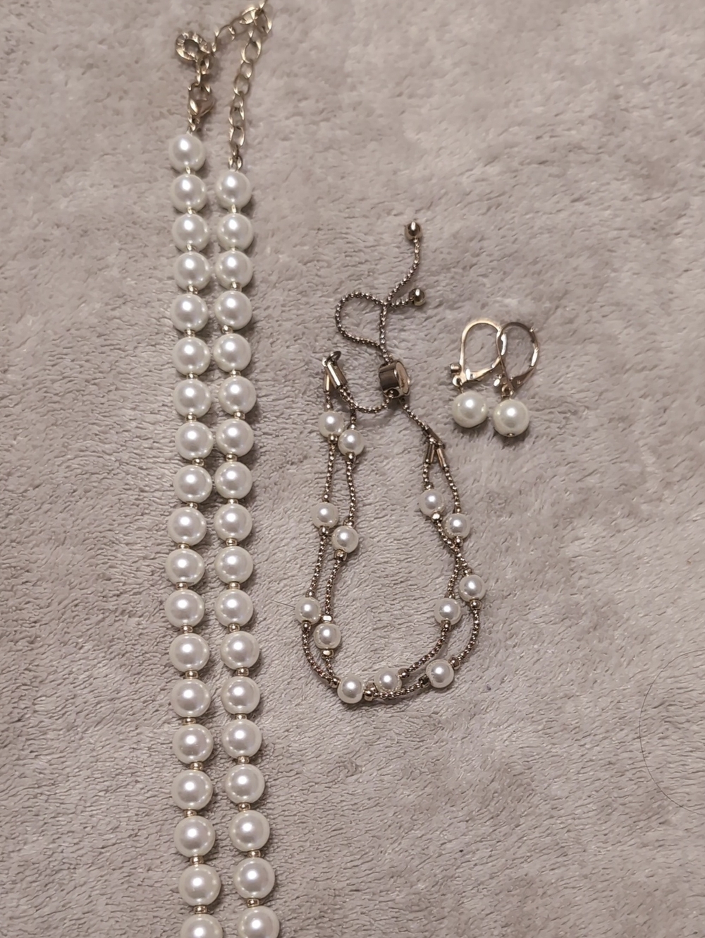 Classic White Pearl Necklace, Bracelet & Earring Set